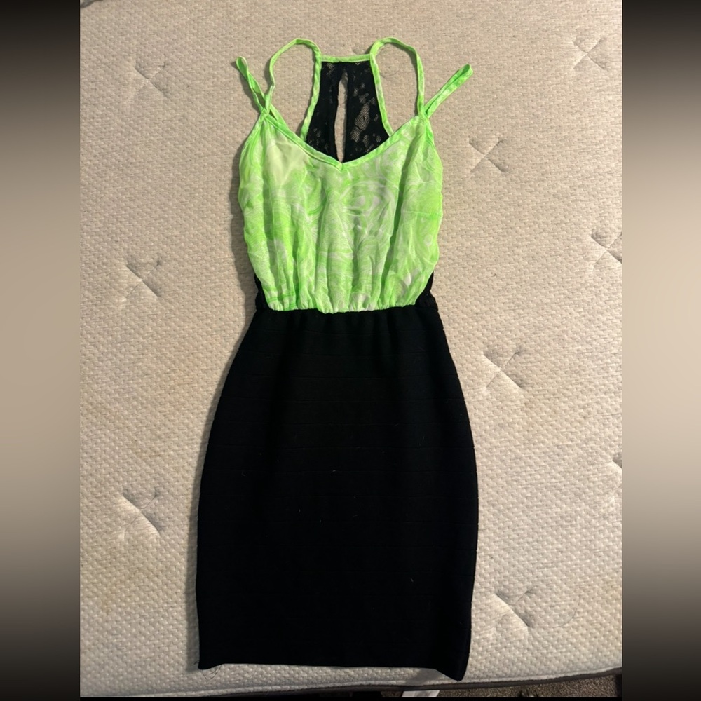 Elegant Green and Black Women's Dress